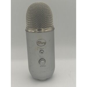 Blue Yeti USB Multi-Pattern Condenser Microphone Silver Podcasting Tested Works